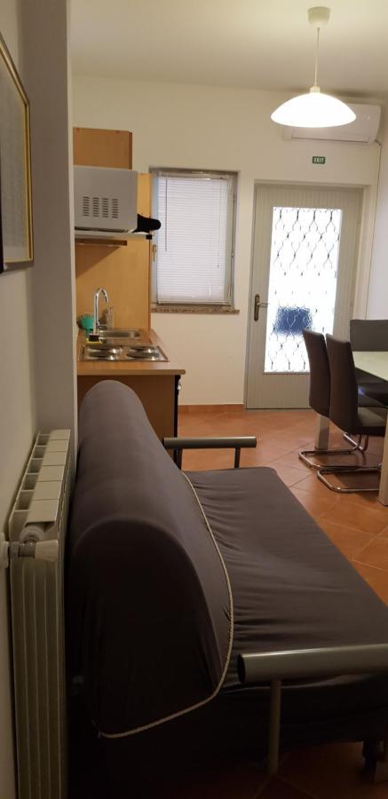 אומאג Fiori Apartment מראה חיצוני תמונה