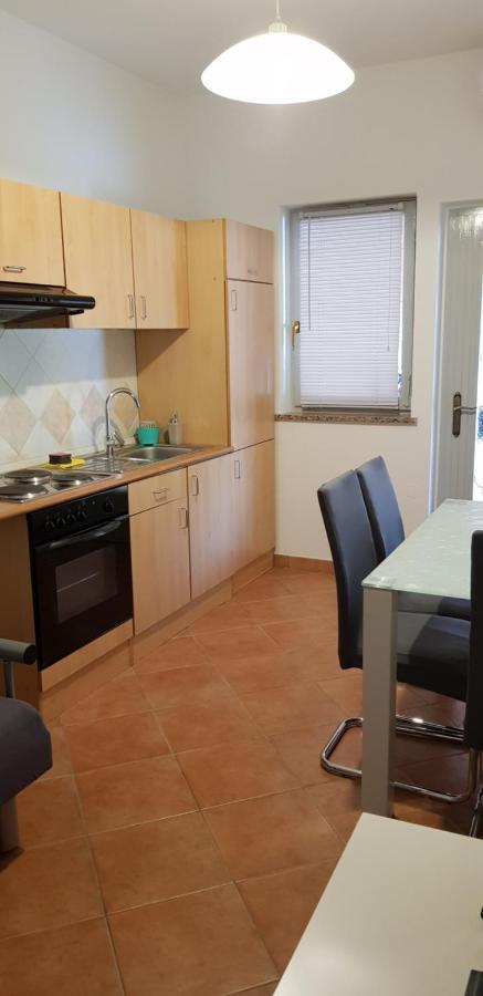 אומאג Fiori Apartment מראה חיצוני תמונה