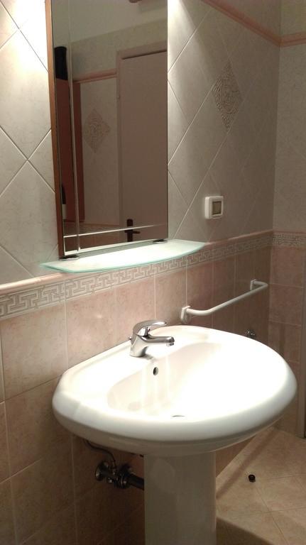אומאג Fiori Apartment מראה חיצוני תמונה