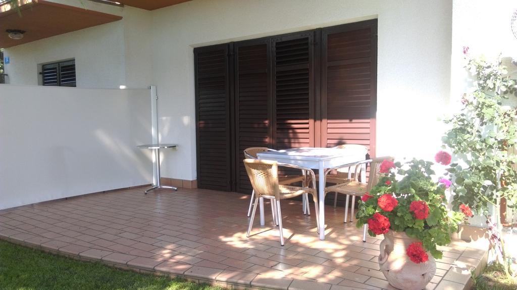 אומאג Fiori Apartment מראה חיצוני תמונה