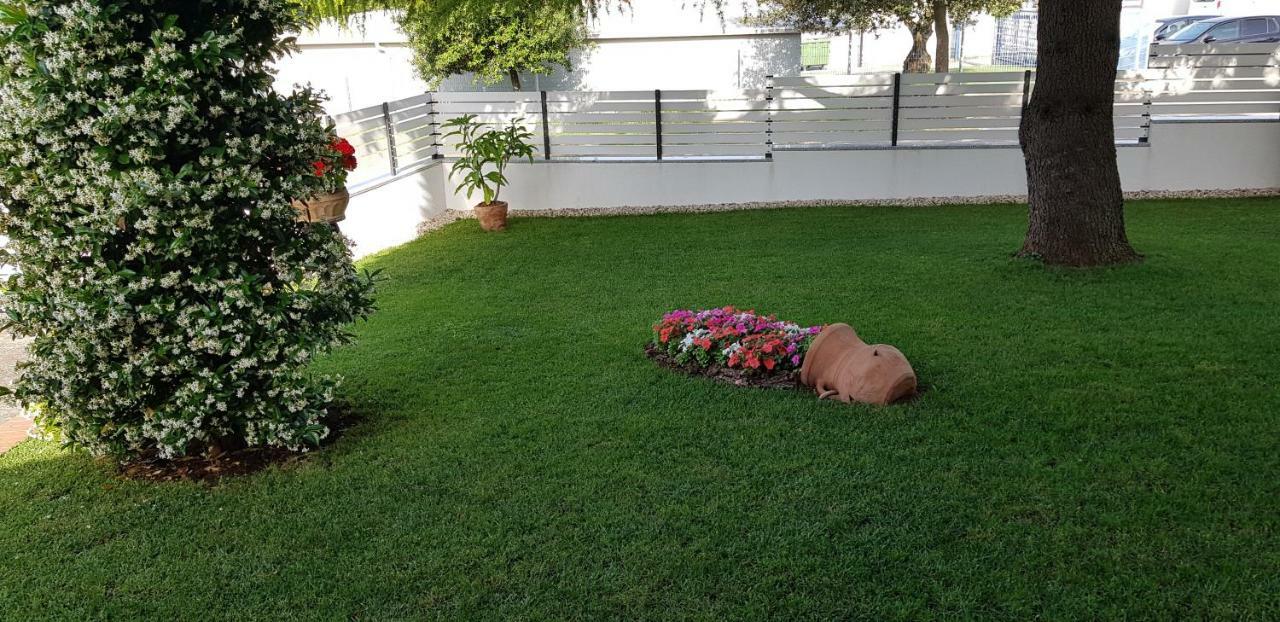 אומאג Fiori Apartment מראה חיצוני תמונה